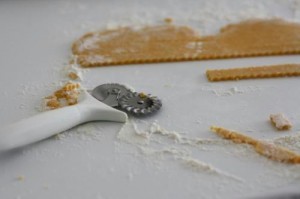 cutting cheese straws